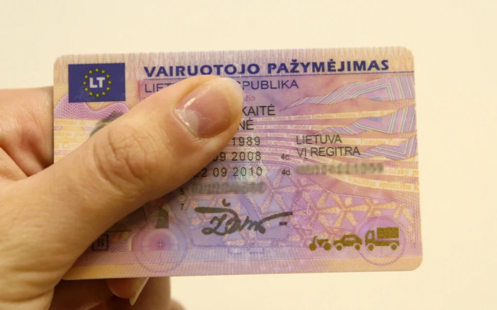 vairuotojo pažymėjimas kaina